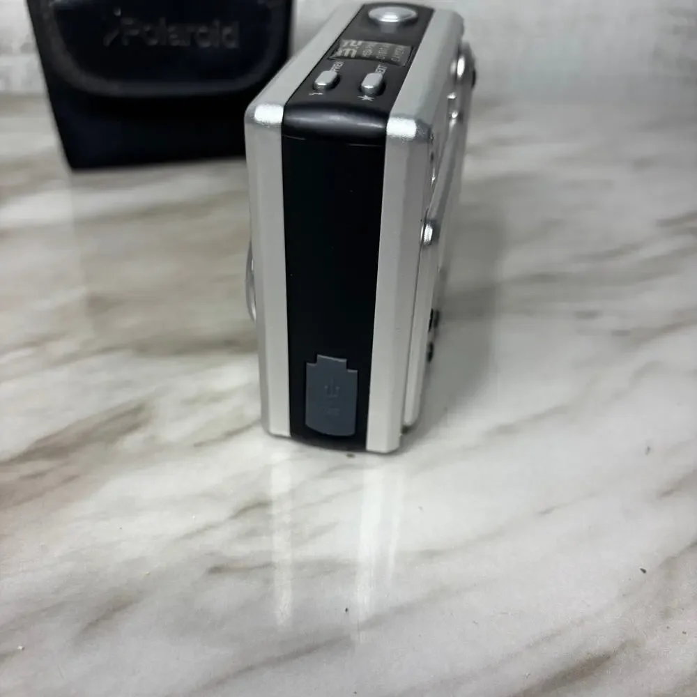 Vintage Polaroid PDC 3030 3.2MP Digital Camera with Case